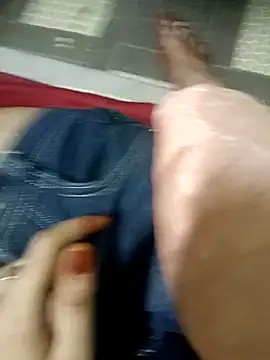 Snapshot of QUEEN-X-CPL chatting on February 25, 2025, 5:36 pm QUEEN-X-CPL online show from February 25, 2025, 5:36 pm