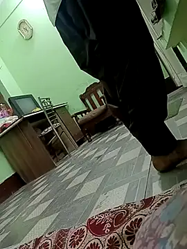 Snapshot of QUEEN-X-CPL chatting on March 7, 2025, 5:38 pm QUEEN-X-CPL online show from March 7, 2025, 5:38 pm