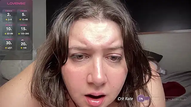 Snapshot of missvioletluxe chatting on December 16, 2024, 8:26 pm missvioletluxe online show from December 16, 2024, 8:26 pm