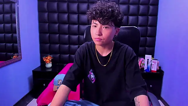 Im Mathias online show from October 25, 2025, 4:20 am