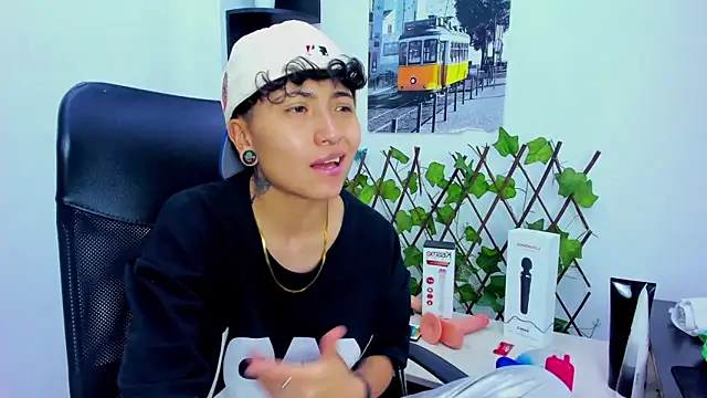 Im Mathias online show from November 9, 2025, 4:05 pm