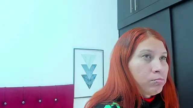 Snapshot of Melody_Megann chatting on December 5, 2025, 11:08 am Melody Megann online show from December 5, 2025, 11:08 am