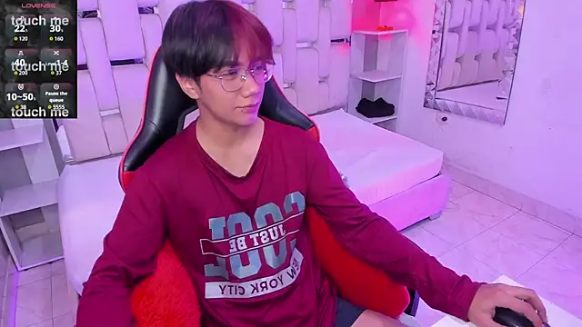 Snapshot of Eriol_ chatting on November 2, 2025, 11:45 am Eriol online show from November 2, 2025, 11:45 am