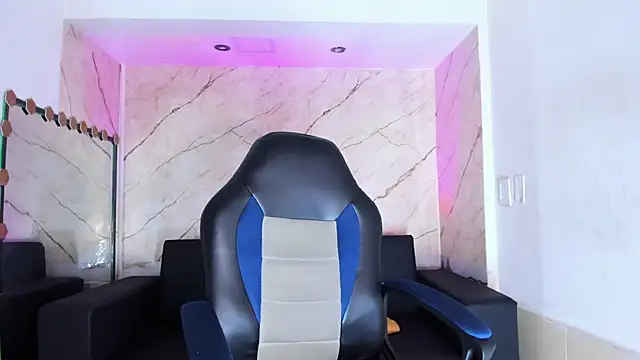 Isabella stanford2 online show from October 15, 2025, 11:27 pm