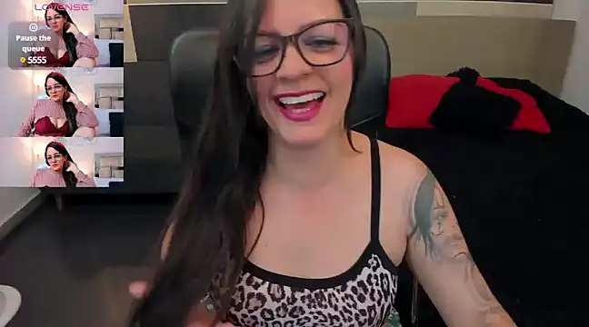 Snapshot of Zara_Jackson chatting on January 13, 2025, 7:21 pm Zara Jackson online show from January 13, 2025, 7:21 pm