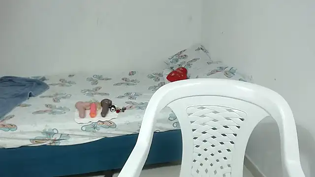 Snapshot of Agatha_browser chatting on November 7, 2025, 12:49 pm Agatha browser online show from November 7, 2025, 12:49 pm