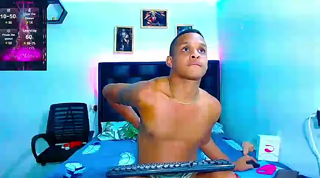 Snapshot of Yorkdirty chatting on December 11, 2024, 12:44 am Yorkdirty online show from December 11, 2024, 12:44 am