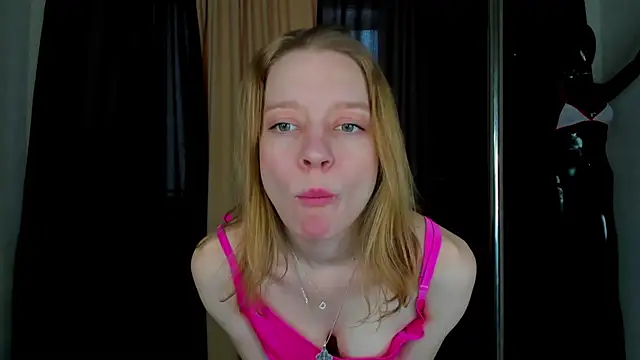 Snapshot of Michelle_Blond chatting on January 31, 2025, 9:37 am Michelle Blond online show from January 31, 2025, 9:37 am