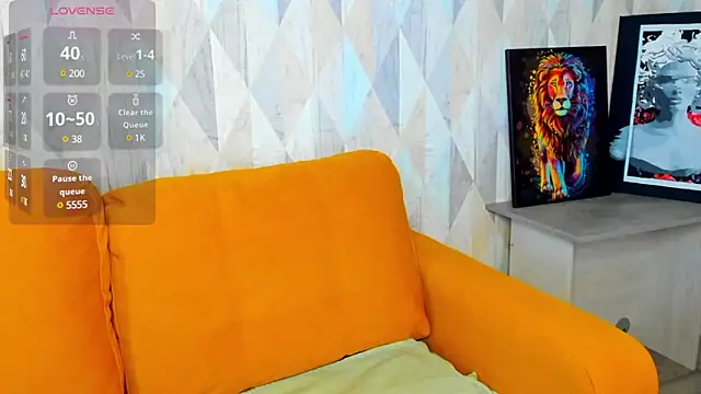 Snapshot of Michelle_Blond chatting on February 3, 2025, 7:40 am Michelle Blond online show from February 3, 2025, 7:40 am