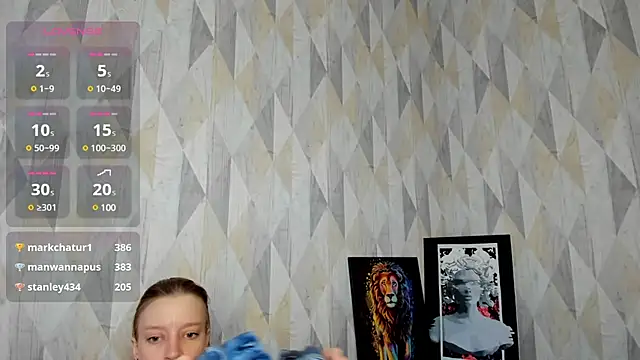 Snapshot of Michelle_Blond chatting on February 16, 2025, 10:21 am Michelle Blond online show from February 16, 2025, 10:21 am