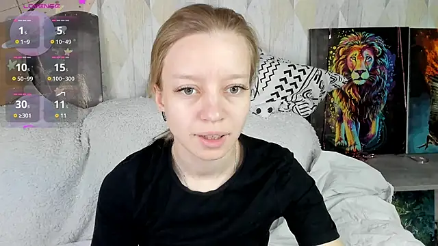 Snapshot of Michelle_Blond chatting on October 15, 2025, 9:20 am Michelle Blond online show from October 15, 2025, 9:20 am