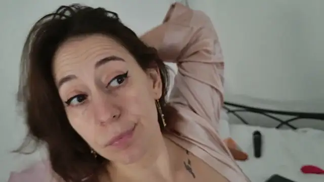 Renattasweetboobs online show from January 16, 2025, 11:26 am