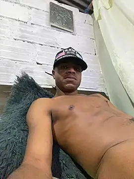 Snapshot of ElNegroRony chatting on December 15, 2024, 8:15 pm ElNegroRony online show from December 15, 2024, 8:15 pm