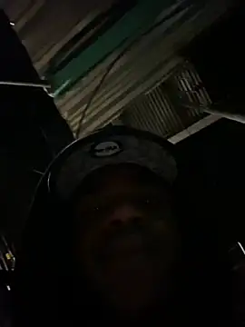 Snapshot of ElNegroRony chatting on December 27, 2024, 1:32 am ElNegroRony online show from December 27, 2024, 1:32 am