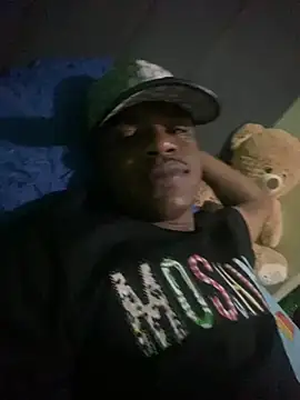 Snapshot of ElNegroRony chatting on February 8, 2025, 9:46 pm ElNegroRony online show from February 8, 2025, 9:46 pm