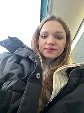 KitteCat online show from December 17, 2024, 12:22 pm