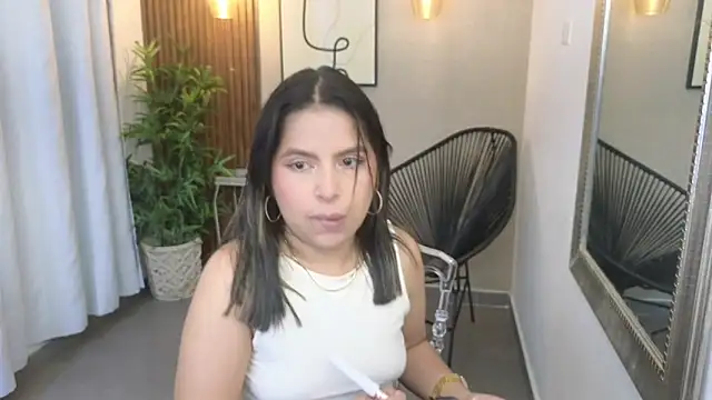 Sharlotte Milk online show from November 29, 2025, 10:51 am