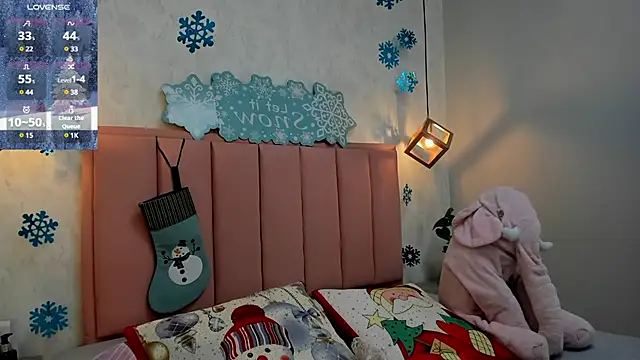 MAYROBERTSS online show from December 27, 2024, 12:12 pm