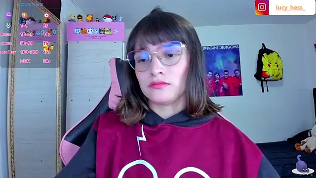 Lucyy-hess online show from November 13, 2025, 7:46 pm