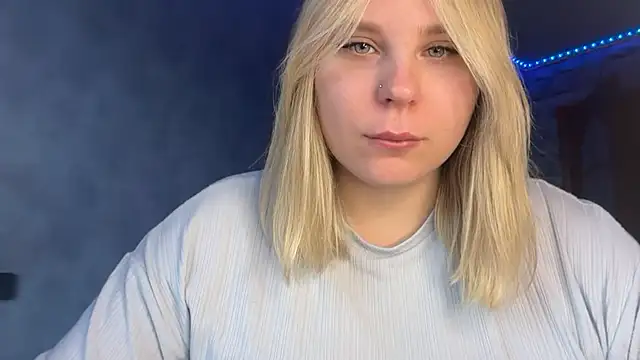 Snapshot of Thalia__Star chatting on November 29, 2025, 9:12 am Thalia Star online show from November 29, 2025, 9:12 am