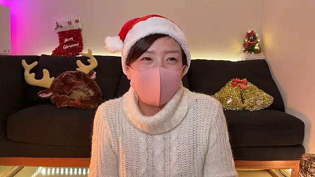 Snapshot of Risa_06 chatting on December 25, 2024, 1:19 pm Risa 06 online show from December 25, 2024, 1:19 pm