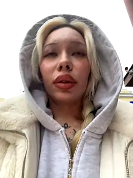 Snapshot of babydolll chatting on November 7, 2025, 1:00 pm babydolll online show from November 7, 2025, 1:00 pm