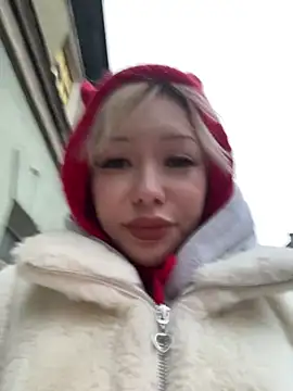 Snapshot of babydolll chatting on November 21, 2025, 12:37 pm babydolll online show from November 21, 2025, 12:37 pm