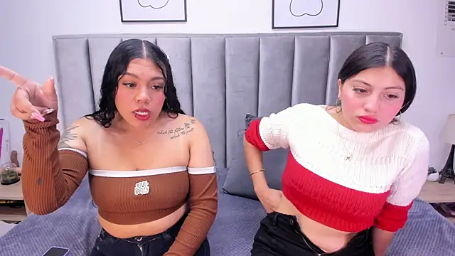 Emmy-Turnner online show from November 7, 2025, 1:33 pm