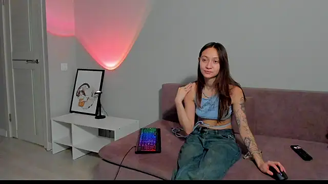 EllaSky xoxo online show from January 20, 2025, 3:37 am