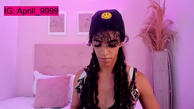 APRILL FOXX online show from December 13, 2025, 7:53 pm