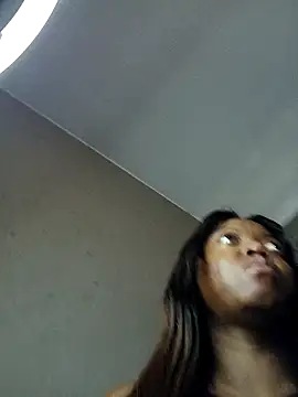 slimcate91 online show from November 14, 2025, 10:14 am