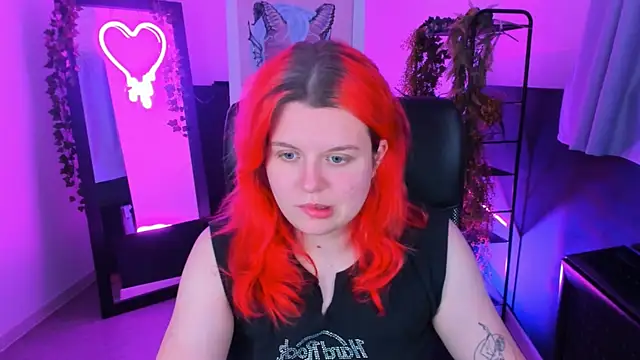 Snapshot of NielletaBlossom chatting on February 1, 2025, 5:18 am NielletaBlossom online show from February 1, 2025, 5:18 am