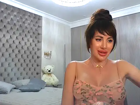 Snapshot of TianaPosh chatting on January 20, 2025, 10:48 pm TianaPosh online show from January 20, 2025, 10:48 pm