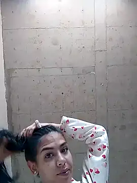 Snapshot of Alisson_420 chatting on November 10, 2025, 7:24 pm Alisson 420 online show from November 10, 2025, 7:24 pm