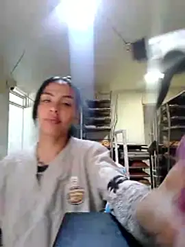 Snapshot of Alisson_420 chatting on November 29, 2025, 8:12 pm Alisson 420 online show from November 29, 2025, 8:12 pm