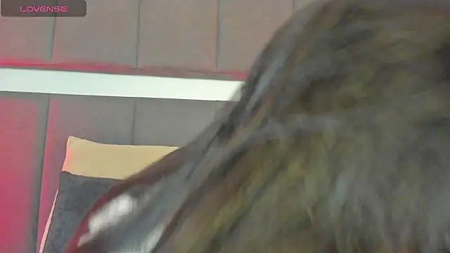 nicolle pierce online show from February 26, 2025, 12:36 pm