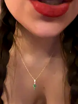 Snapshot of MariaIsabella8 chatting on October 25, 2025, 1:02 am MariaIsabella8 online show from October 25, 2025, 1:02 am