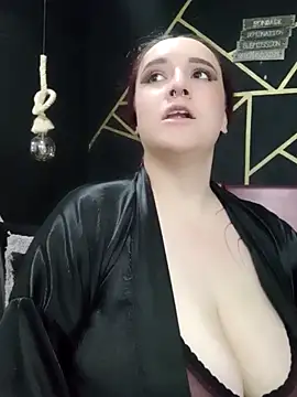Snapshot of Gelena_Black chatting on March 10, 2025, 7:29 pm Gelena Black online show from March 10, 2025, 7:29 pm