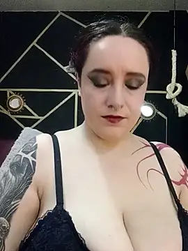 Snapshot of Gelena_Black chatting on March 12, 2025, 6:55 pm Gelena Black online show from March 12, 2025, 6:55 pm