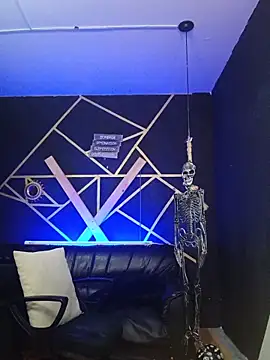 Snapshot of Gelena_Black chatting on October 17, 2025, 12:08 pm Gelena Black online show from October 17, 2025, 12:08 pm