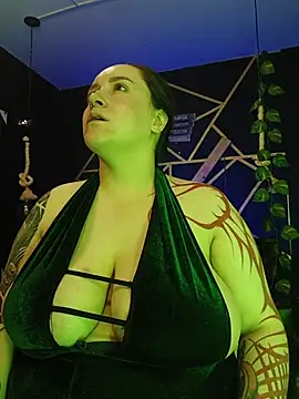 Snapshot of Gelena_Black chatting on October 25, 2025, 12:56 pm Gelena Black online show from October 25, 2025, 12:56 pm