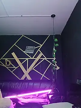 Snapshot of Gelena_Black chatting on November 8, 2025, 12:16 pm Gelena Black online show from November 8, 2025, 12:16 pm