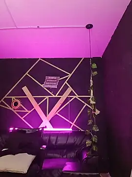 Snapshot of Gelena_Black chatting on November 19, 2025, 12:16 pm Gelena Black online show from November 19, 2025, 12:16 pm