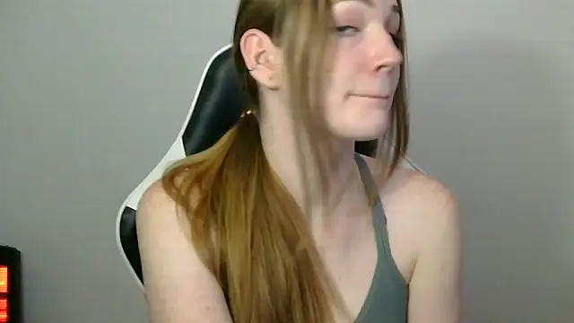 Snapshot of KLEOKILLS chatting on September 24, 2025, 5:05 pm KLEOKILLS online show from September 24, 2025, 5:05 pm