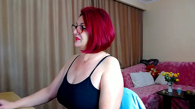 Snapshot of EdithCharm chatting on November 24, 2025, 3:56 pm EdithCharm online show from November 24, 2025, 3:56 pm