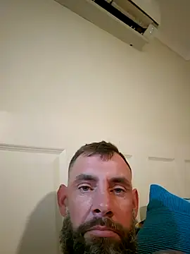 Snapshot of hornycouple6110 chatting on December 21, 2024, 11:55 am hornycouple6110 online show from December 21, 2024, 11:55 am