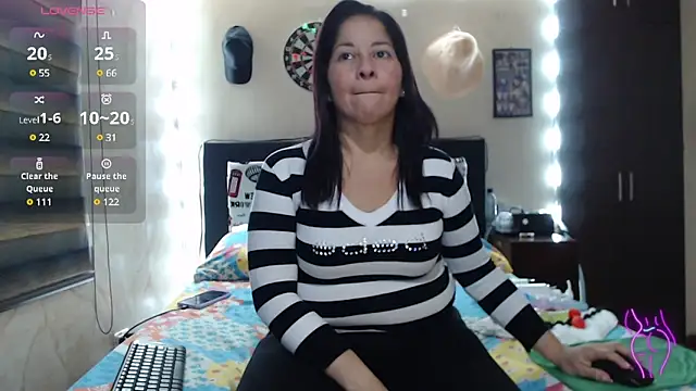 Snapshot of Rachell_111 chatting on January 25, 2025, 12:27 am Rachell 111 online show from January 25, 2025, 12:27 am
