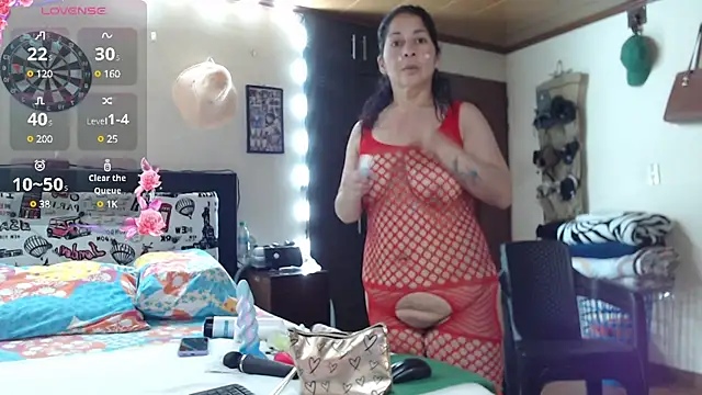Snapshot of Rachell_111 chatting on February 2, 2025, 11:51 am Rachell 111 online show from February 2, 2025, 11:51 am