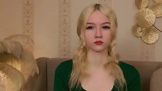 Snapshot of NaomiLoys chatting on November 12, 2025, 11:21 am NaomiLoys online show from November 12, 2025, 11:21 am