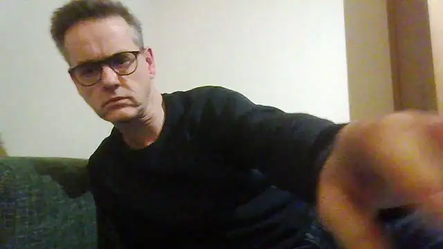 Hectorthyssen1 online show from December 12, 2024, 10:20 pm